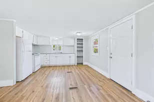 26 Summer St, Norway, ME 04268 - Photo 4