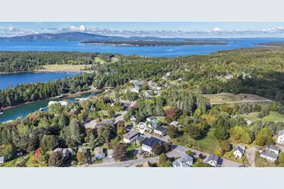 355 Main Street, Winter Harbor, ME 04693 - Photo 2
