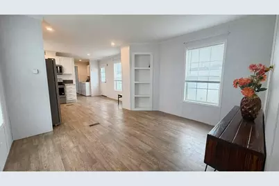 22 Scarponi Drive, Brunswick, ME 04011 - Photo 2