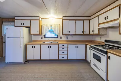 32 Amy Street, Poland, ME 04274 - Photo 10