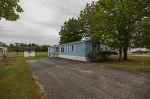 32 Amy St, Poland, ME 04274 - Photo 2