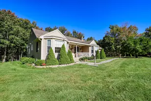 182 Maplewood Dr, Arundel, ME 04046 - Photo 1