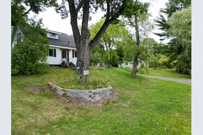 21 Valley Avenue, Howland, ME 04448 - Photo 4
