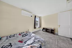 38 Towle St, Auburn, ME 04210 - Photo 10