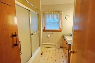 129 Enfield Rd, Lincoln, ME 04457 - Photo 30
