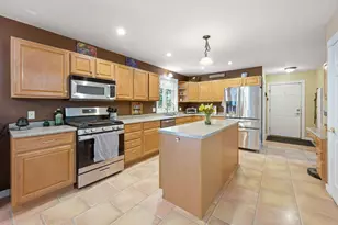 2A Constitution Ave, Hampden, ME 04444 - Photo 4