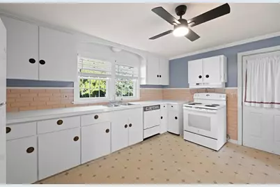 394 Park Avenue, Auburn, ME 04210 - Photo 8