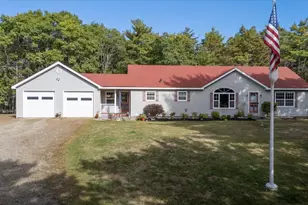 56 Marble Ledge Dr, Boothbay, ME 04537 - Photo 2