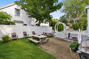 2 Elm St, Kennebunkport, ME 04046 - Photo 10