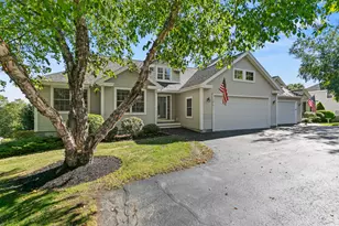 61 Grandview Dr, Westbrook, ME 04092 - Photo 2