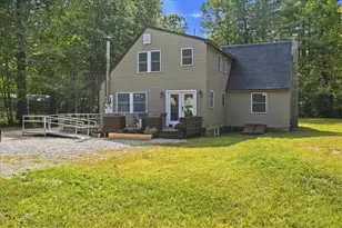 25 E Oxford Rd, Oxford, ME 04270 - Photo 1