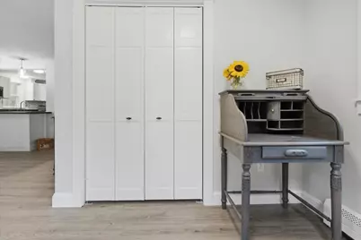 25 E Oxford Road, Oxford, ME 04270 - Photo 12