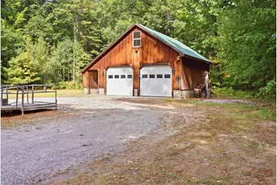 25 E Oxford Road, Oxford, ME 04270 - Photo 4