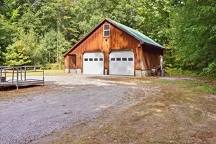 25 E Oxford Rd, Oxford, ME 04270 - Photo 4