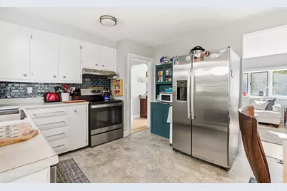 22 Willow Drive, Westbrook, ME 04092 - Photo 8