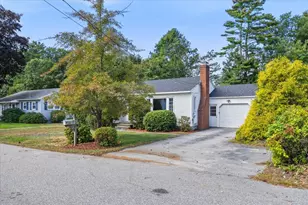 23 Robinson Rd, Scarborough, ME 04074 - Photo 1