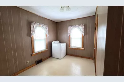 79 Middle Avenue, Mexico, ME 04257 - Photo 6