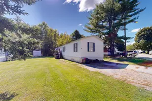 2161 Lisbon St, Lewiston, ME 04240 - Photo 2