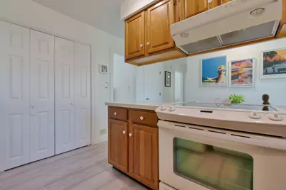13 Coachlight Lane #13, Portland, ME 04102 - Photo 6