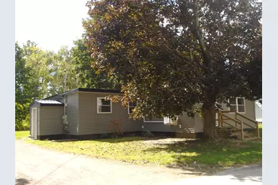 33 Highland Avenue, Newport, ME 04953 - Photo 2