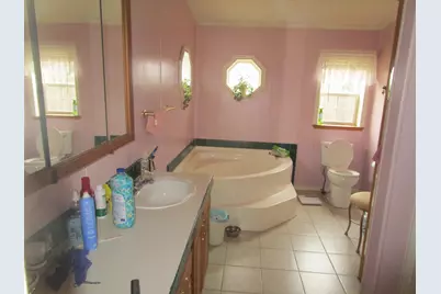 27 Phillips Way, Holden, ME 04429 - Photo 16