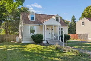 7 Farm Hill Rd, Cape Elizabeth, ME 04107 - Photo 28