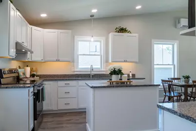 8 April Avenue, Monmouth, ME 04259 - Photo 6