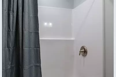 8 April Avenue, Monmouth, ME 04259 - Photo 32