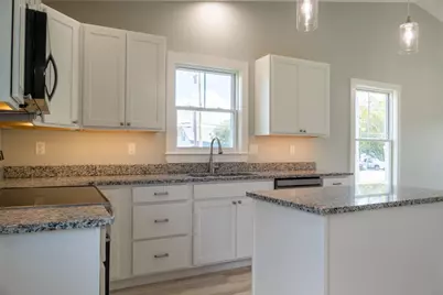 4 April Avenue, Monmouth, ME 04259 - Photo 8