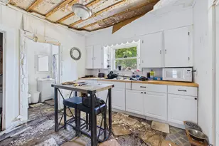 24 Union St, Livermore Falls, ME 04254 - Photo 36
