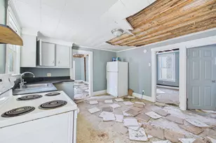 24 Union St, Livermore Falls, ME 04254 - Photo 22