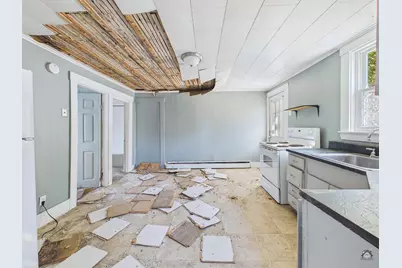 24 Union Street, Livermore Falls, ME 04254 - Photo 20