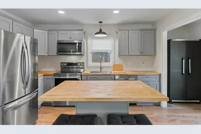 3 Redington Street, Waterville, ME 04901 - Photo 8