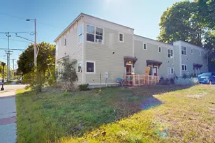 5 Academy St, Auburn, ME 04210 - Photo 4