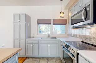5 Academy St, Auburn, ME 04210 - Photo 10