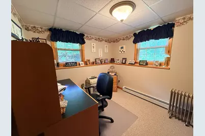 555 Hinckley Road, Clinton, ME 04927 - Photo 20