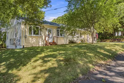 61 Roosevelt Avenue, Waterville, ME 04901 - Photo 2