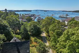 9 Cottage Ln, Stonington, ME 04681 - Photo 4