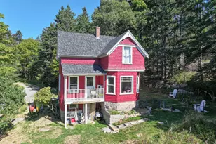 9 Cottage Ln, Stonington, ME 04681 - Photo 10