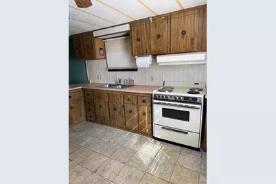 81 Sparrow Drive, Augusta, ME 04330 - Photo 4