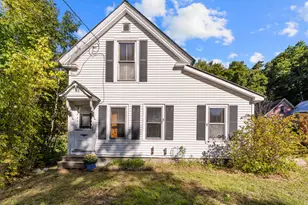 16 Meadow St, Bridgton, ME 04009 - Photo 1