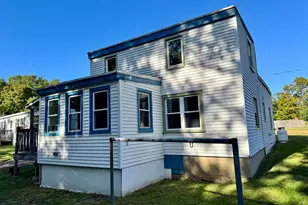 8 Oxcart Ln, Berwick, ME 03901 - Photo 2