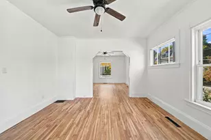 28 Garland St, Bangor, ME 04401 - Photo 10