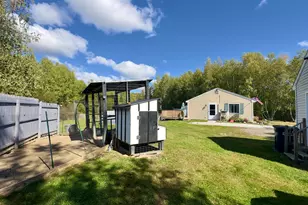 410 Bog Rd, Hermon, ME 04401 - Photo 10
