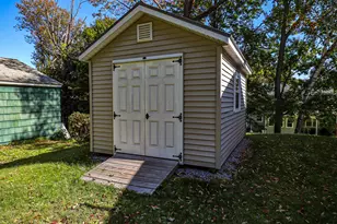 650 Somerset St, Rumford, ME 04276 - Photo 36