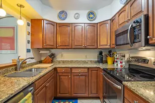 5 Cheshire Meadows Ln, Kennebunk, ME 04043 - Photo 8