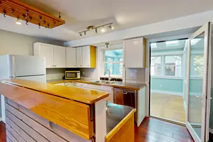 19 Bradbury St, Belfast, ME 04915 - Photo 12