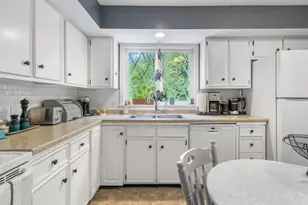 7 Ole Musket Rd, Scarborough, ME 04074 - Photo 12