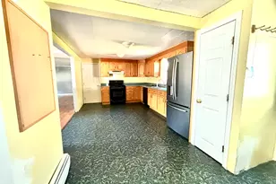 142 Westwood Ave, Millinocket, ME 04462 - Photo 8