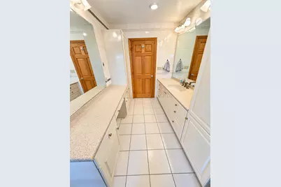 29 Eastern Avenue, East Millinocket, ME 04430 - Photo 12
